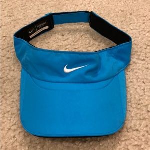 Nike athletic visor